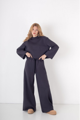 Костюм жіночий